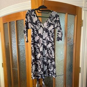 EUC Adorable mini dress or long shirt!